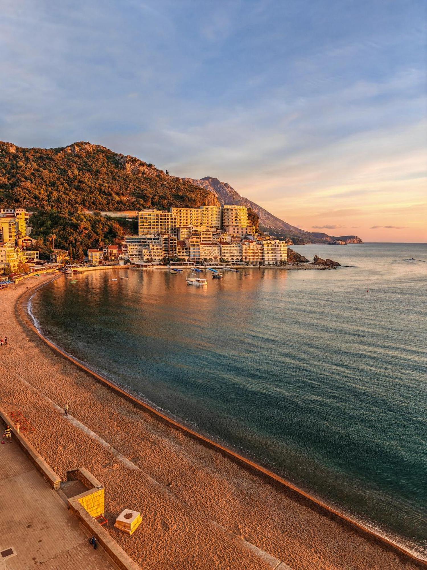 Beachfront Luxury Apartment Budva Dış mekan fotoğraf