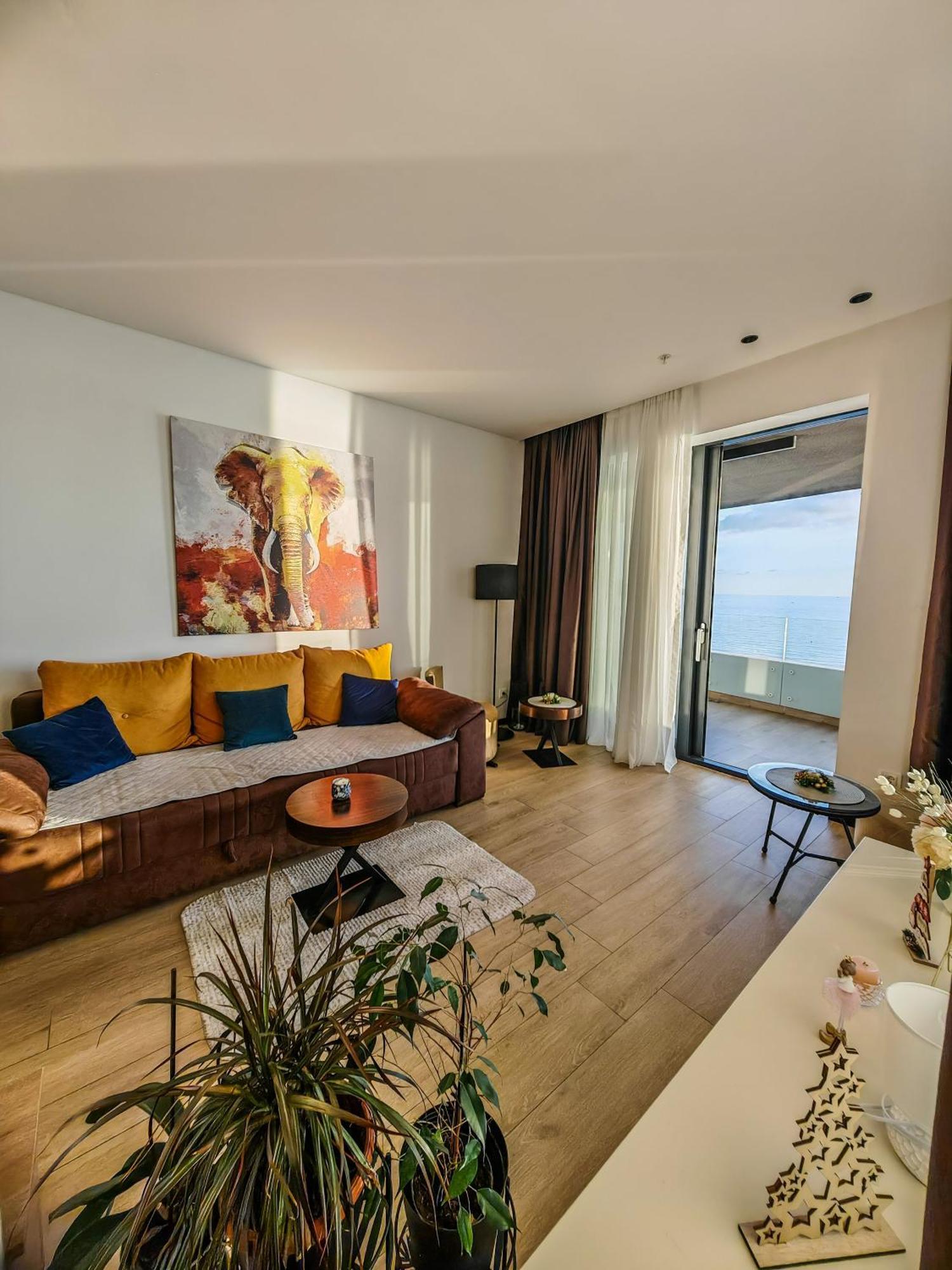 Beachfront Luxury Apartment Budva Dış mekan fotoğraf